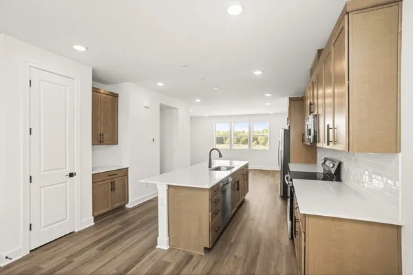 $389,990 | 166 Barton Vlg Boulevard, Lebanon, TN 37090