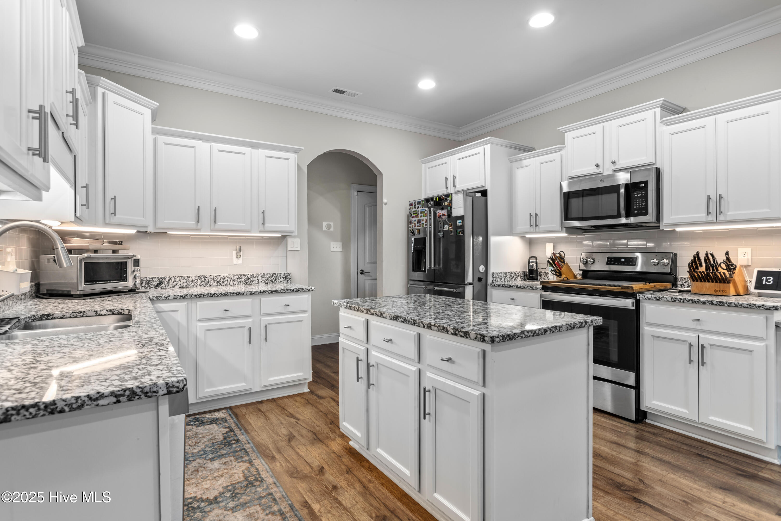 907 Needlerush Road Sneads Ferry, NC 28460 - Photo 10 of 33 09