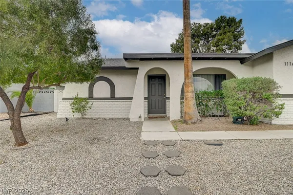 $1,950 | 1116 Rock Springs Drive, Las Vegas, NV 89128