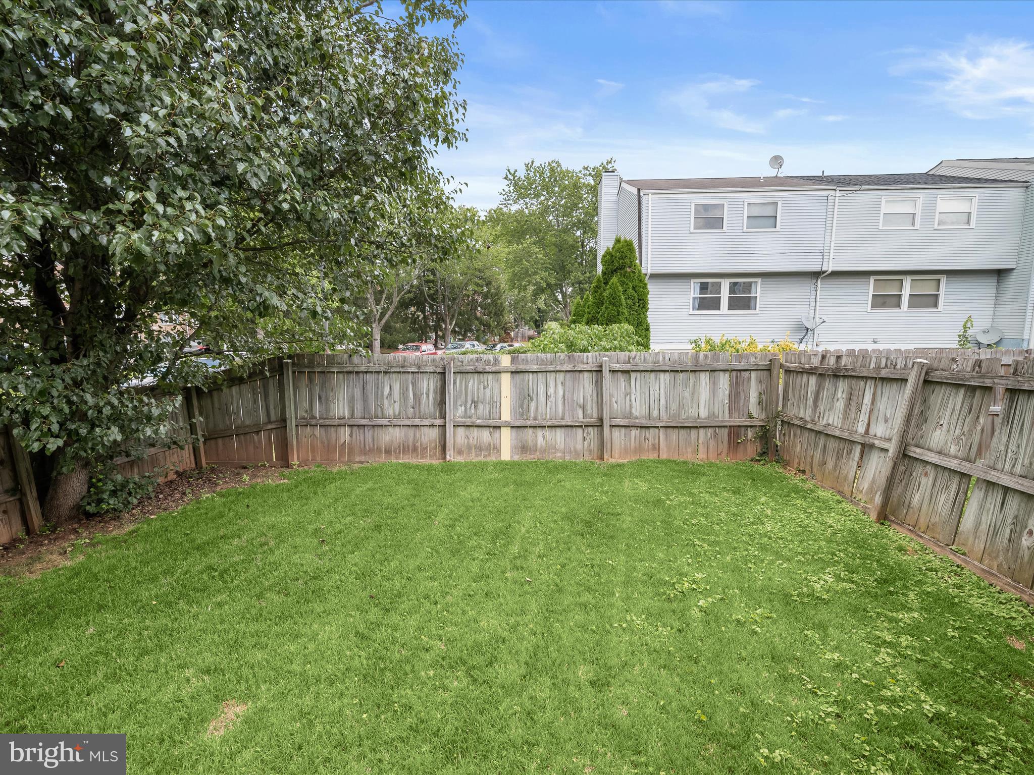 17617 Kohlhoss Road Poolesville, MD 20837 - Photo 43 of 48 a view of a house with backyard and sitting area