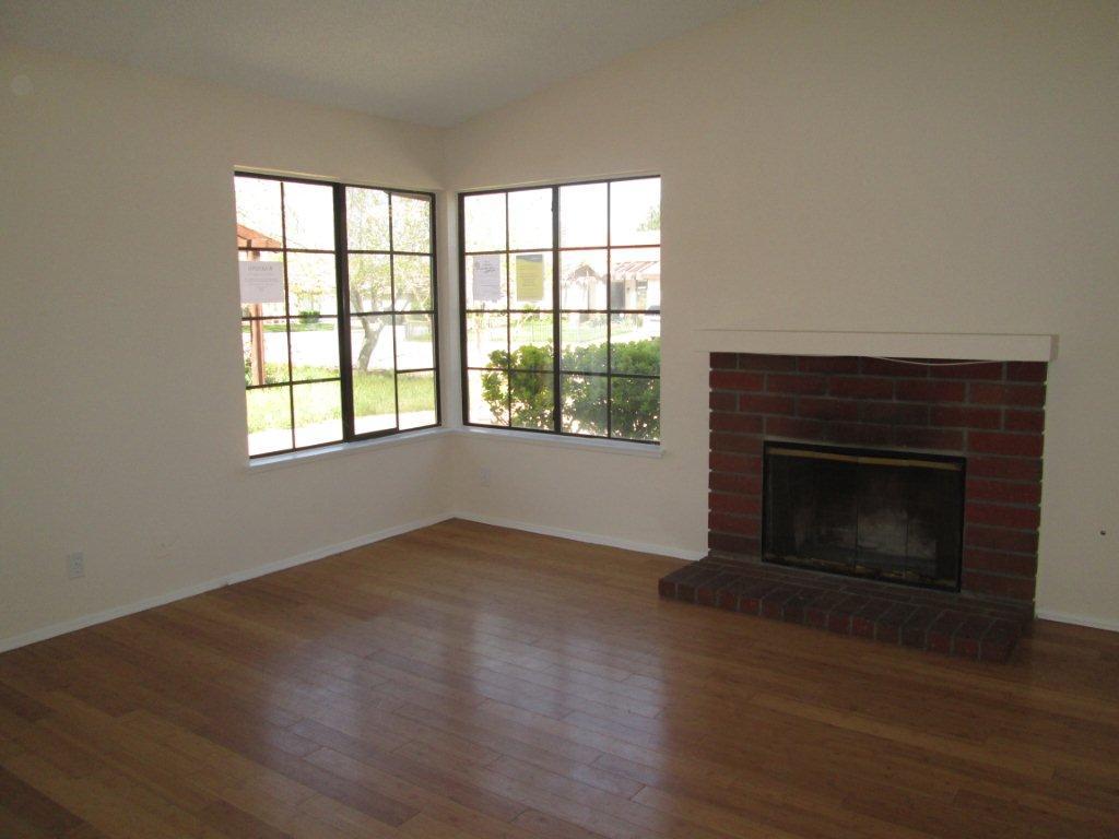 4536 Table Mountain Road Palmdale, CA 93552 - Photo 6 of 28 IMG_4987.jpg