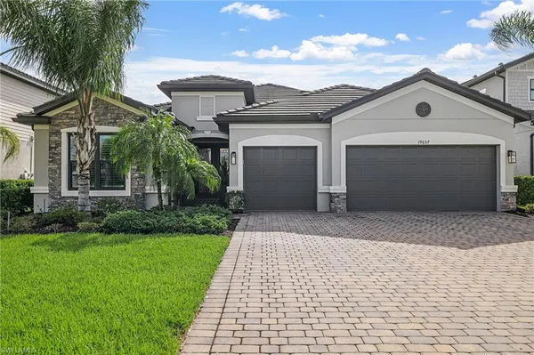 $865,000 | 19657 The Pl Boulevard, Estero, FL 33928