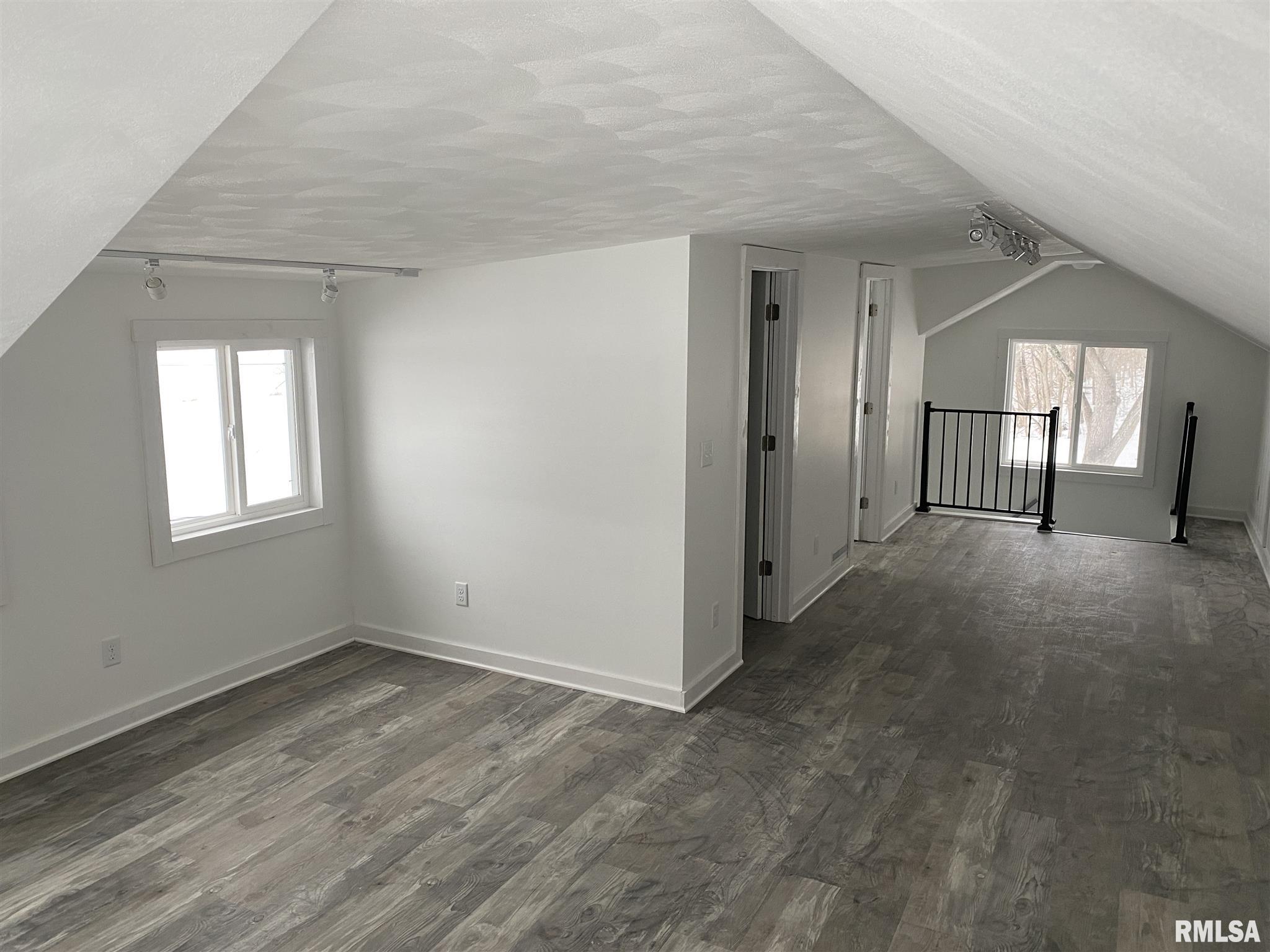 7701 Quarry Road Colona, IL 61241 - Photo 10 of 18 Gallery Image 10