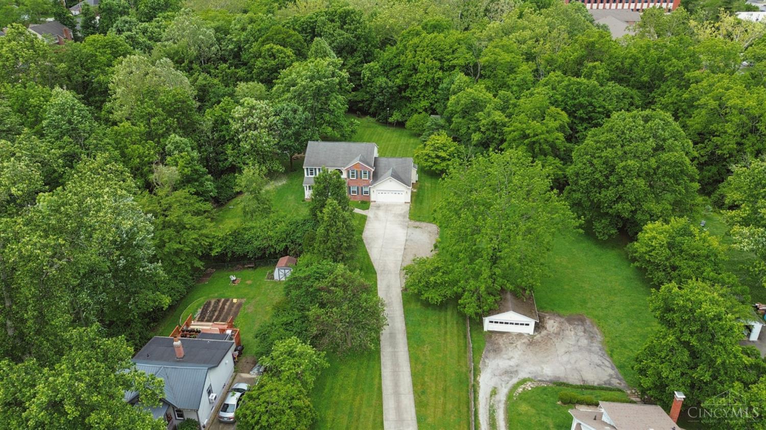 1109 Asbury Road Cincinnati, OH 45255 - Photo 11 of 69