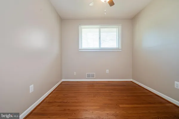 $3,100 | 1909 Pagham Road, Glen Burnie, MD 21061