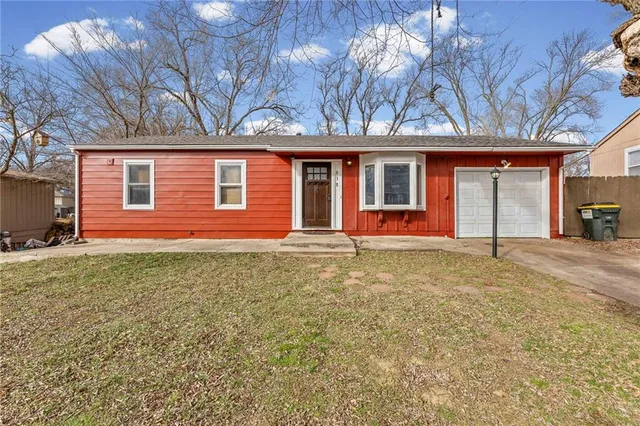 $240,000 | 838 North 83rd Terrace, Kansas City, KS 66112
