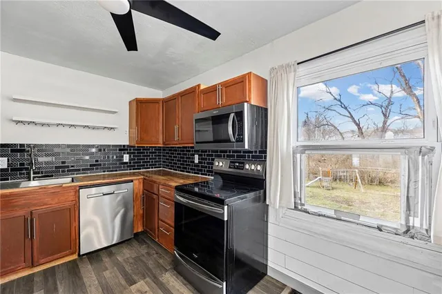 $240,000 | 838 North 83rd Terrace, Kansas City, KS 66112