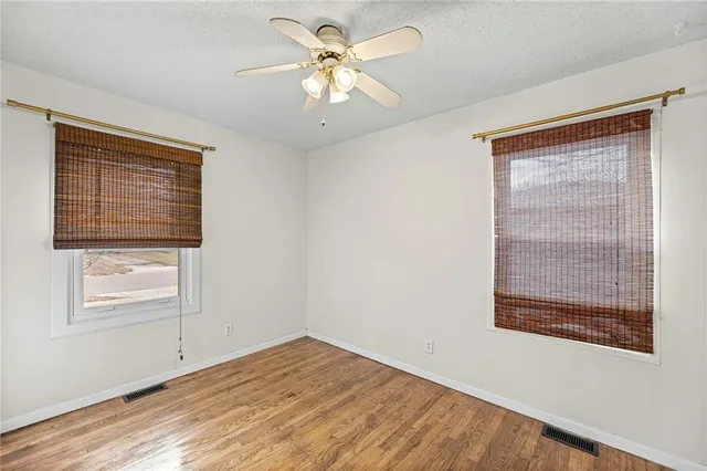 $240,000 | 838 North 83rd Terrace, Kansas City, KS 66112