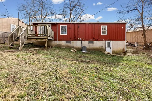 $240,000 | 838 North 83rd Terrace, Kansas City, KS 66112