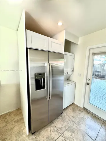 $2,300 | 1513 Northeast 30th Court, Unit 2, Pompano Beach, FL 33064