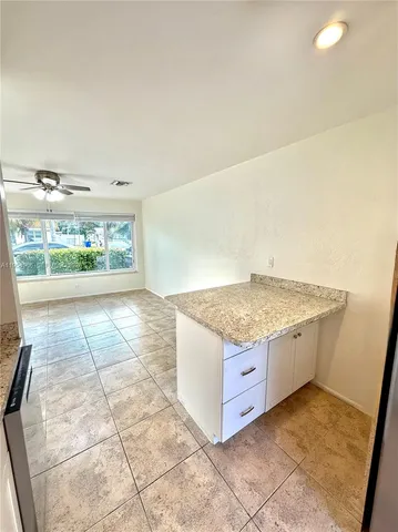 $2,300 | 1513 Northeast 30th Court, Unit 2, Pompano Beach, FL 33064
