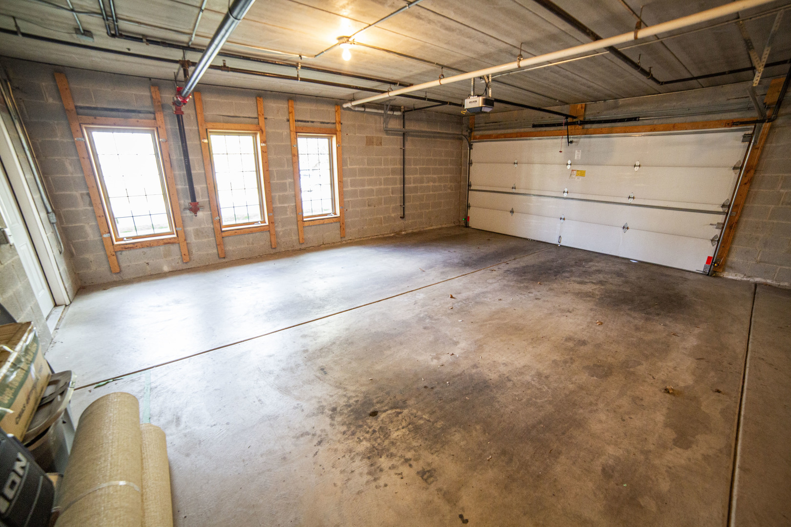 5368 West 96th Street, Unit 2S Oak Lawn, IL 60453 - Photo 13 of 18 a view of a room with an empty space