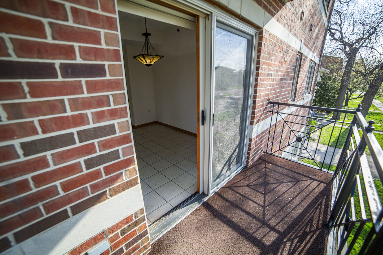 5368 West 96th Street, Unit 2S Oak Lawn, IL 60453 - Photo 4 of 18 a view of an outdoor space