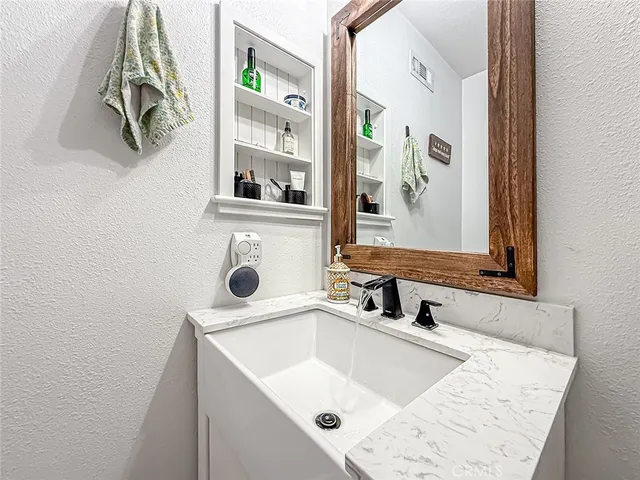 $950,000 | 184 Pepper Road, Newbury Park, CA 91320