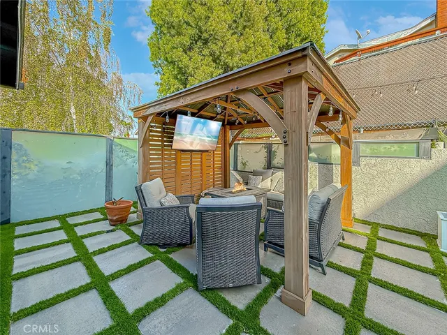 $950,000 | 184 Pepper Road, Newbury Park, CA 91320