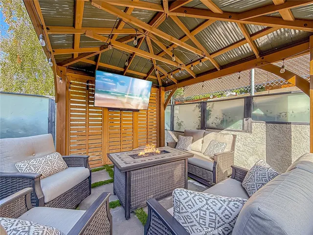 $950,000 | 184 Pepper Road, Newbury Park, CA 91320