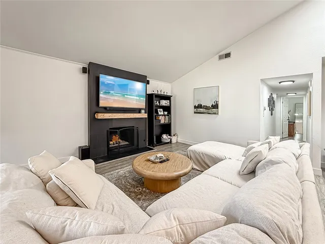 $950,000 | 184 Pepper Road, Newbury Park, CA 91320