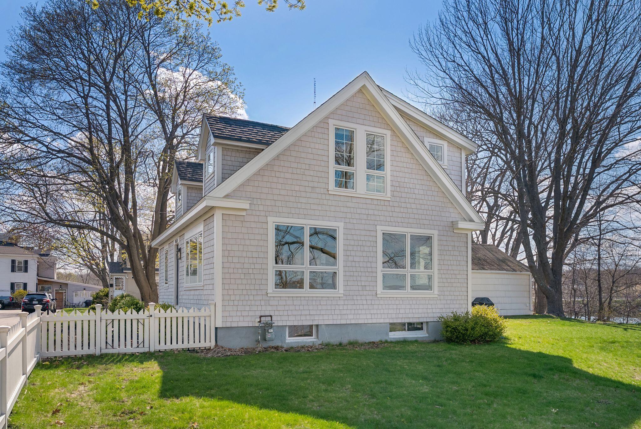 10 Helene Street Portland, ME 04103 - Photo 12 of 57 Side Yard