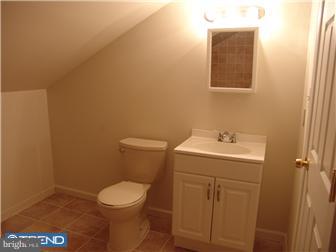 12 Granite Road Levittown, PA 19057 - Photo 2 of 5 Bathroom