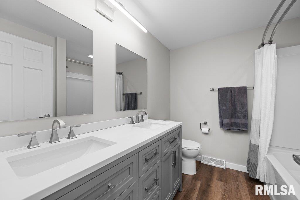 2916 36th Street Moline, IL 61265 - Photo 36 of 56 Gallery Image 36