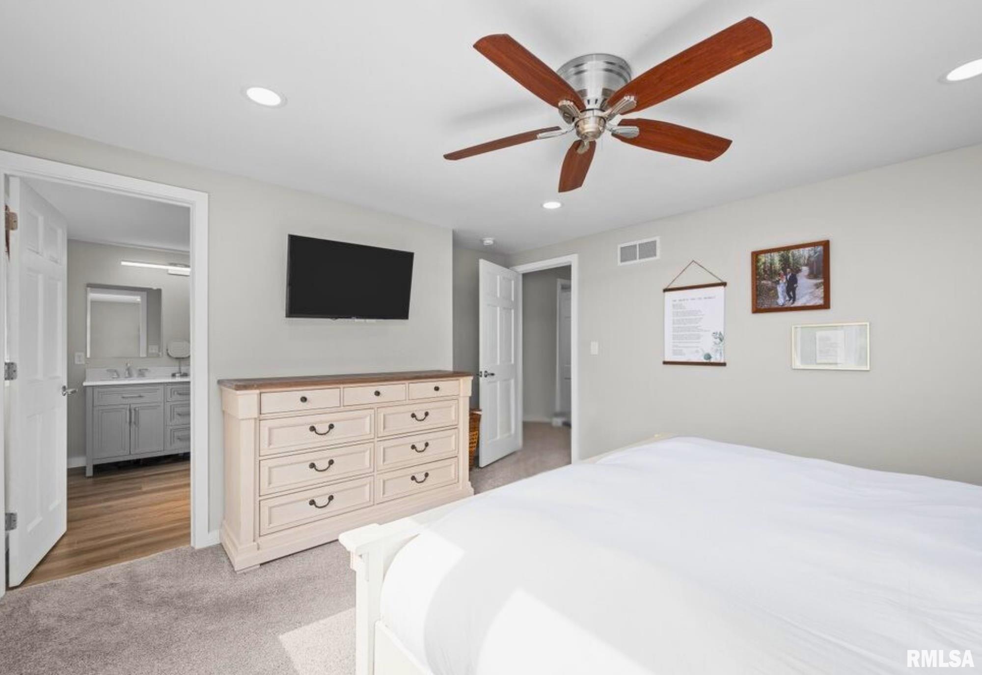 2916 36th Street Moline, IL 61265 - Photo 37 of 56 Gallery Image 37