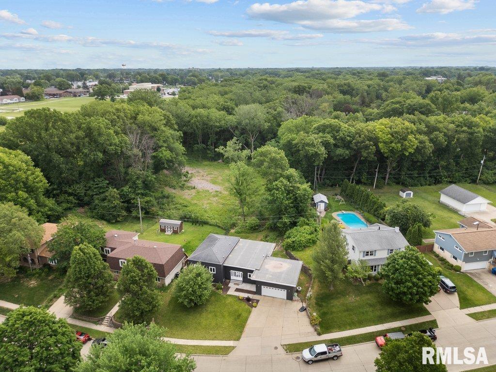 2916 36th Street Moline, IL 61265 - Photo 50 of 56 Gallery Image 50