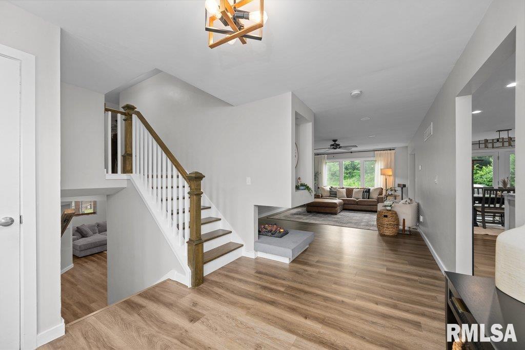 2916 36th Street Moline, IL 61265 - Photo 5 of 56 Gallery Image 5