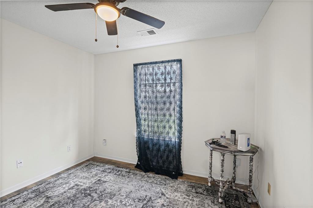 727 Country Lane Raymore, MO 64083 - Photo 12 of 18