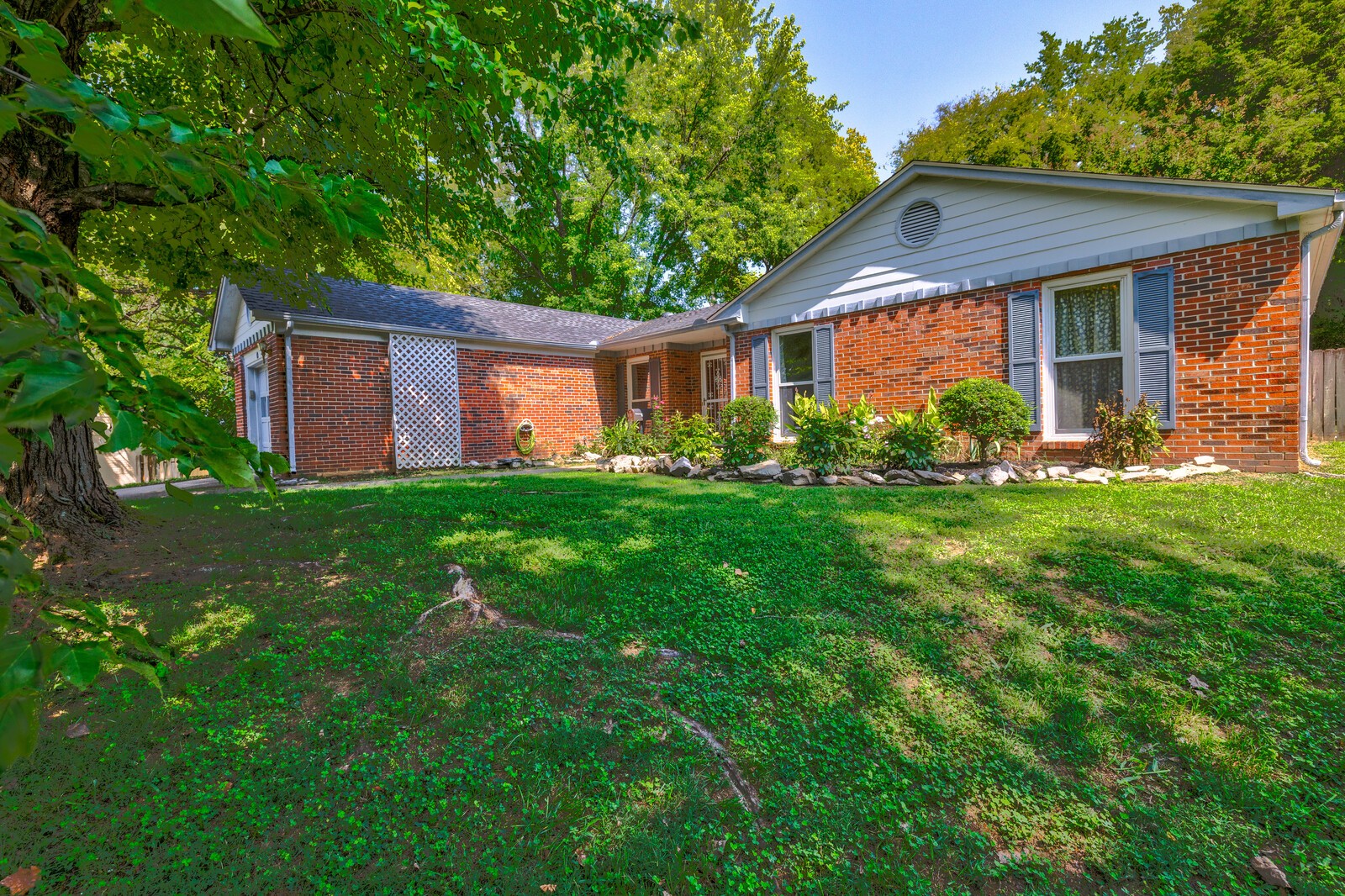128 Ridgemont Place Franklin, TN 37064 - Photo 3 of 44 Gallery Image 3