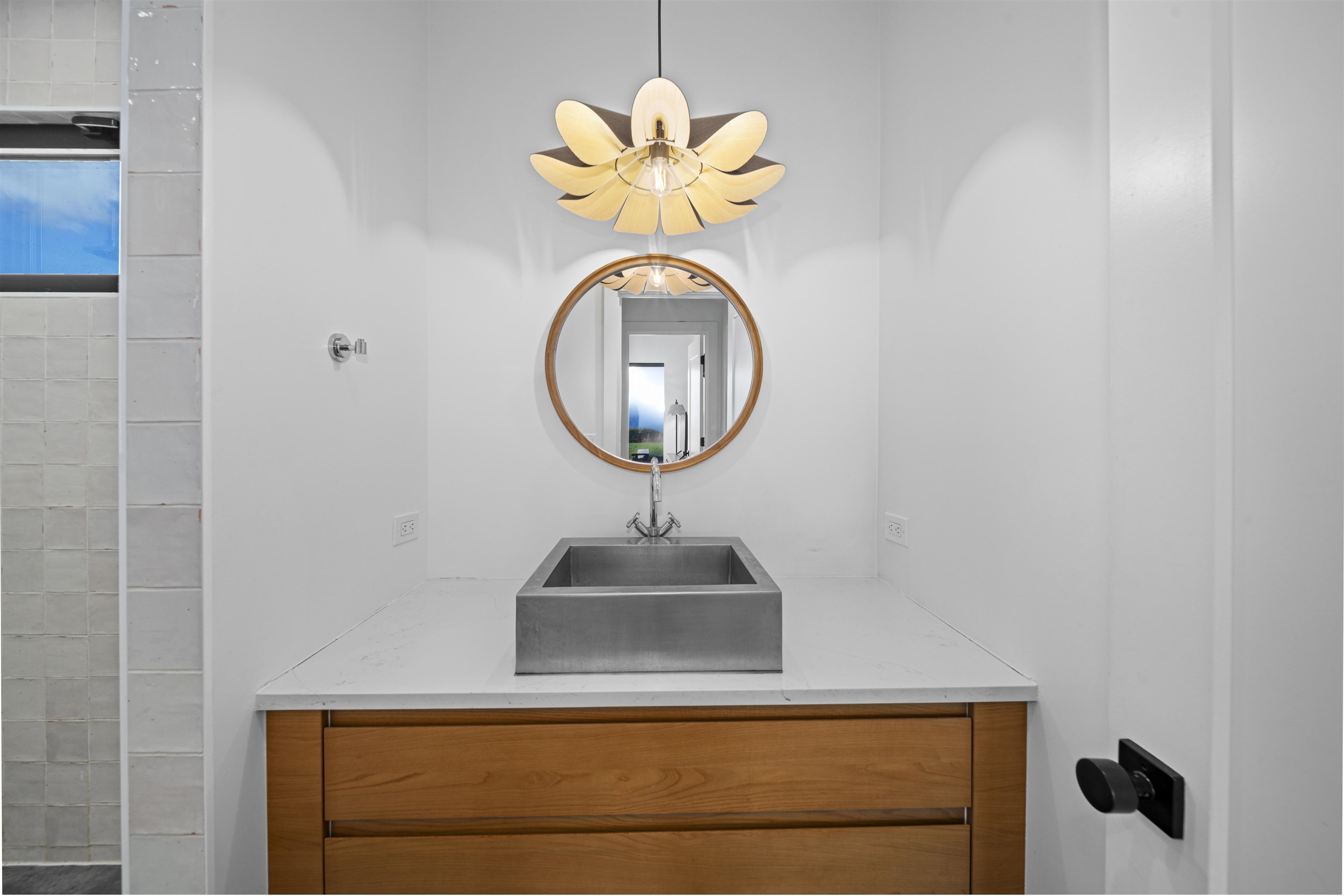 153 Haniu Street, Unit B Lahaina, HI 96761 - Photo 29 of 41 a bathroom with a sink and a mirror