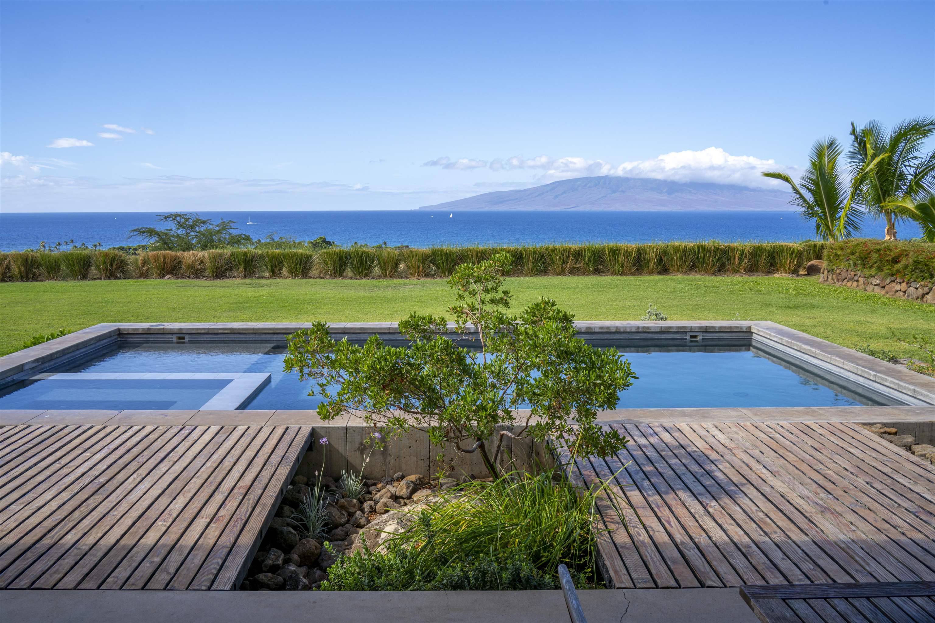 153 Haniu Street, Unit B Lahaina, HI 96761 - Photo 32 of 41 a view of outdoor space and yard