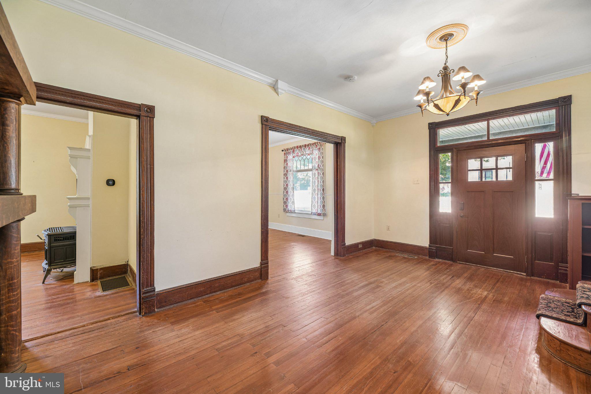 8807 Quarry Road Manassas, VA 20110 - Photo 9 of 64 Foyer