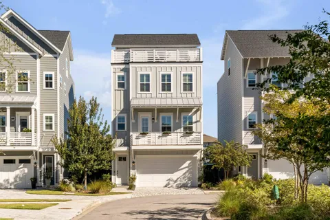 $1,295,000 | 549 Cooper Village Lane, Mount Pleasant, SC 29464
