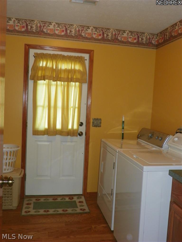 44925 Middle Ridge Road Amherst, OH 44001 - Photo 17 of 22