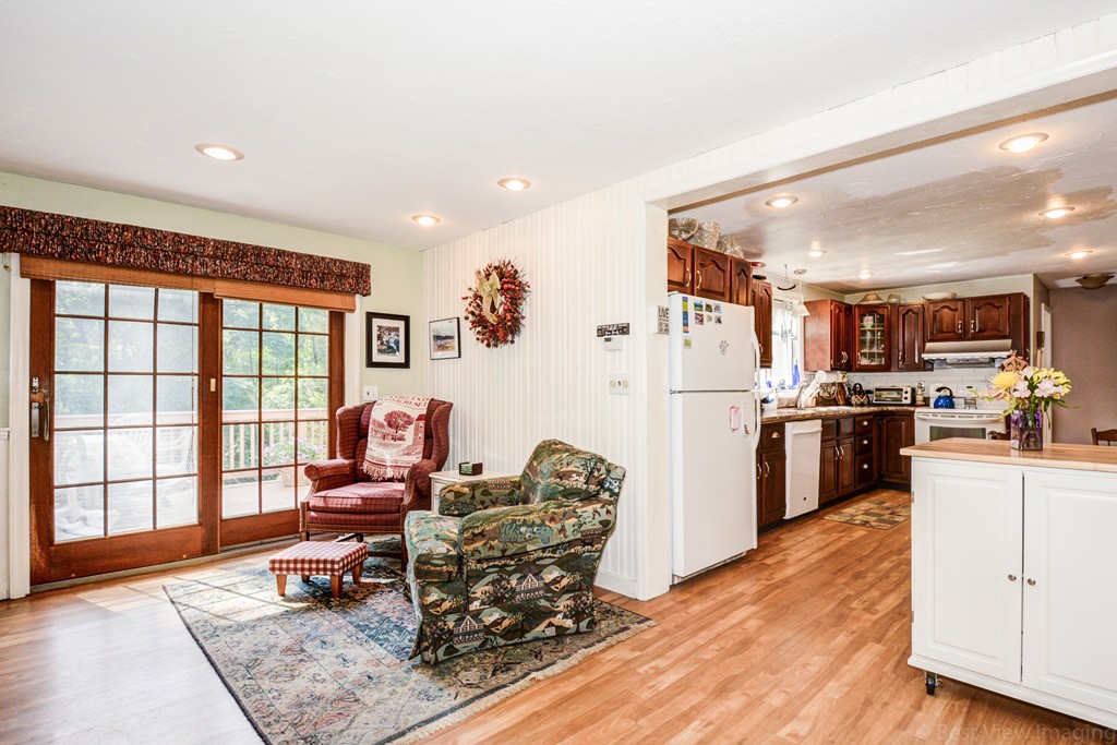 61 Warren Road Ashland, MA 01721 - Photo 15 of 30 Gallery Image 15