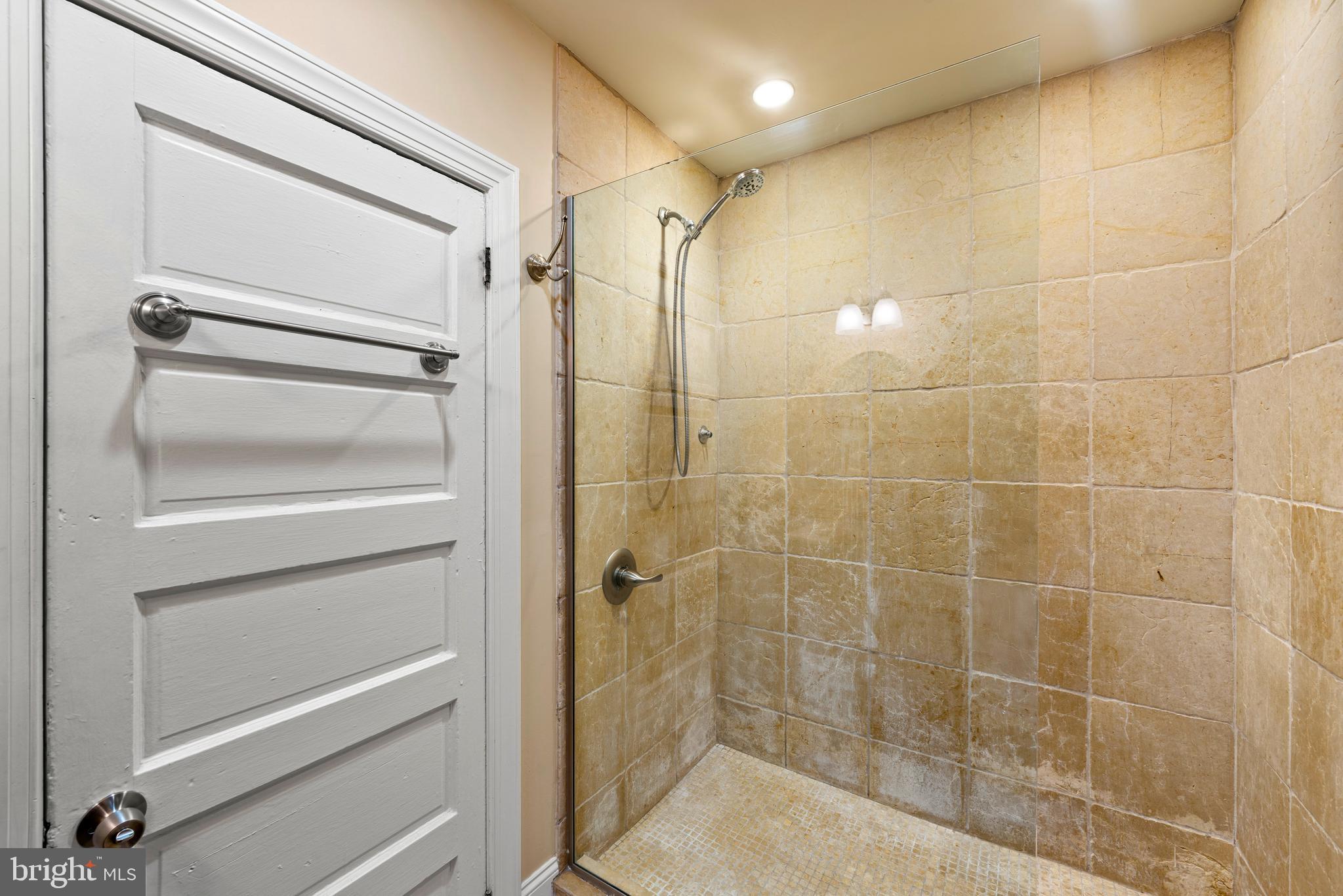 713 South 4th Street Philadelphia, PA 19147 - Photo 58 of 85 a bathroom with a shower