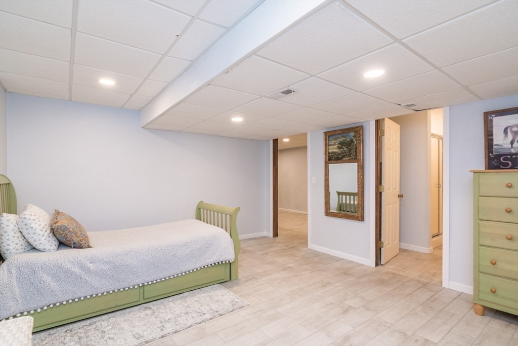 49 Quinnehtuk Road Longmeadow, MA 01106 - Photo 37 of 42
