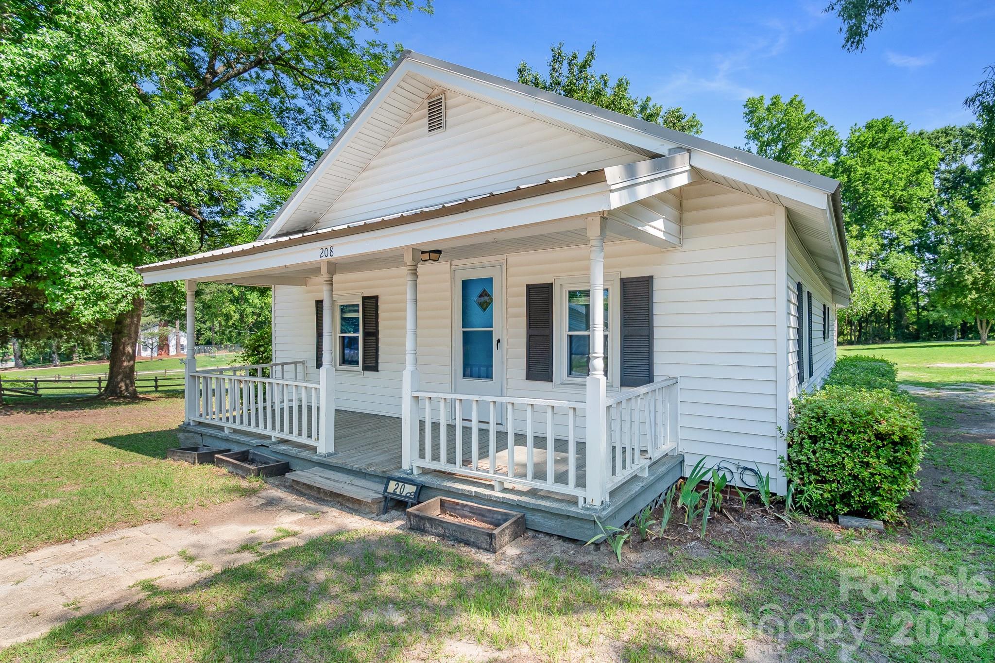 208 Church Street Jefferson, SC 29718 - Photo 6 of 48