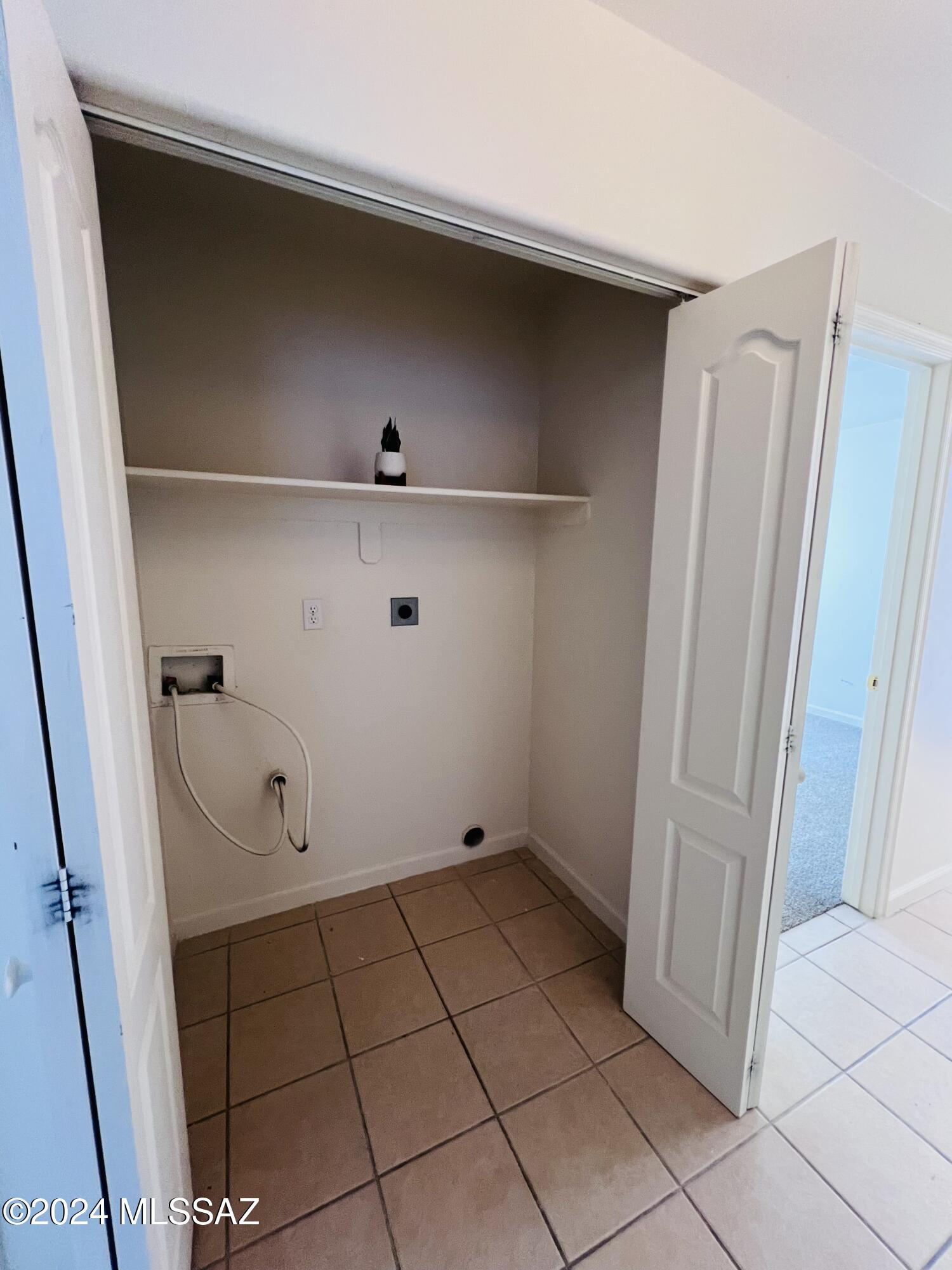 121 Circulo Penjamo Rio Rico, AZ 85648 - Photo 11 of 15