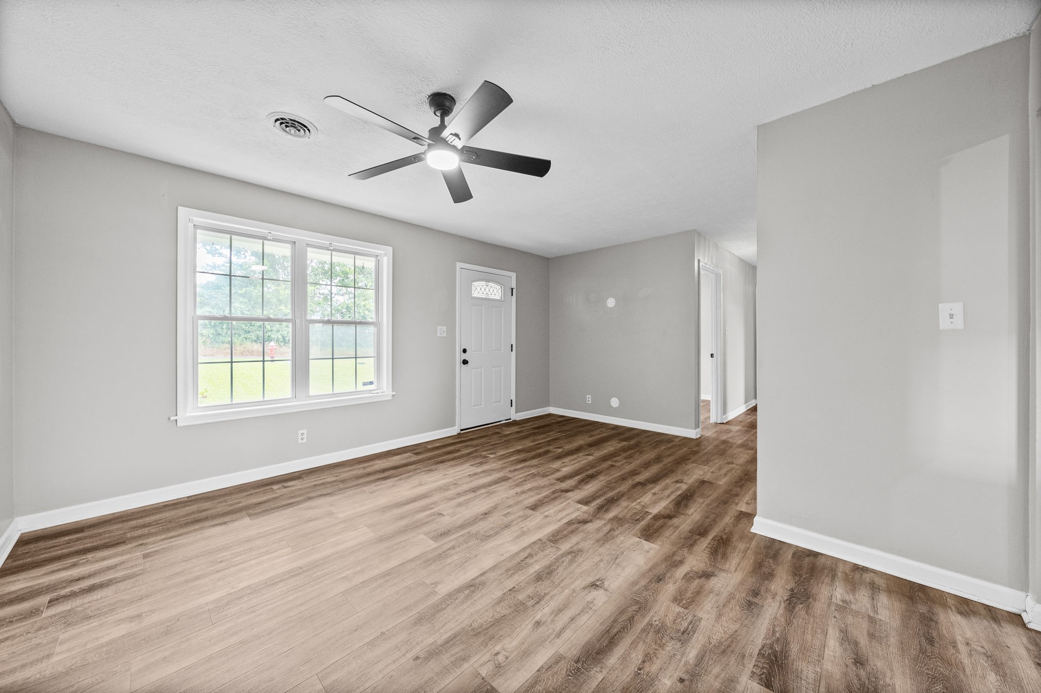 301 Bumpus Mill Road Oak Grove, KY 42262 - Photo 8 of 32