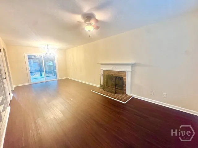 $2,100 | 121 Sugar Mill Circle, Savannah, GA 31419