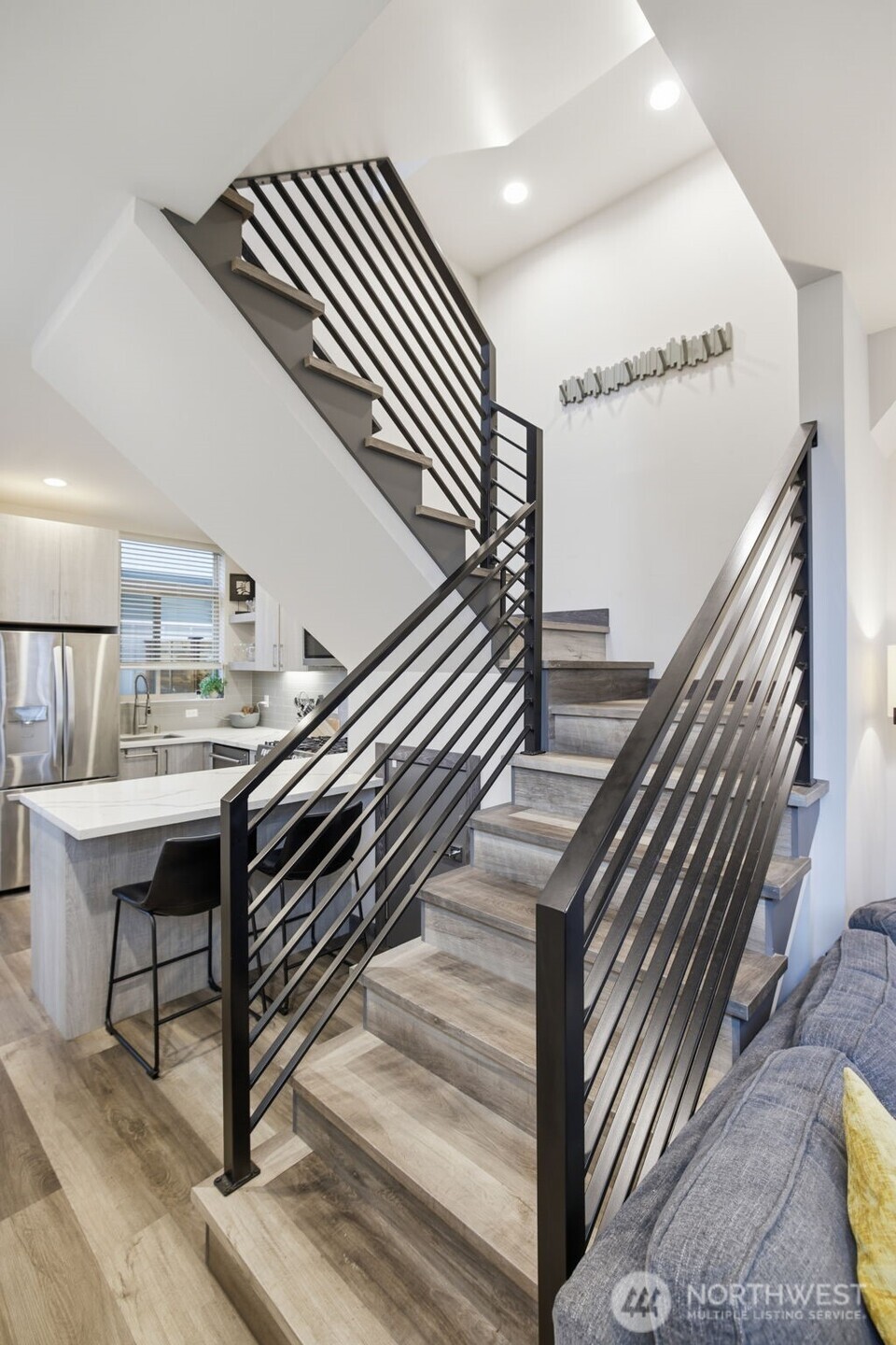 5620 California Avenue Southwest, Unit A Seattle, WA 98136 - Photo 18 of 40