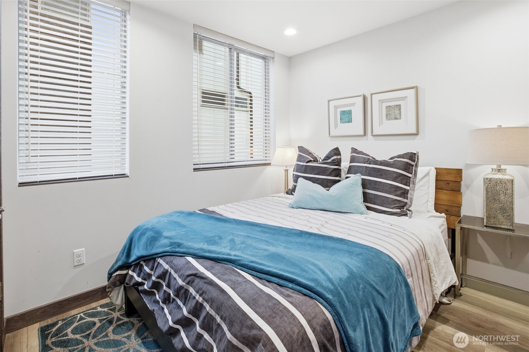 5620 California Avenue Southwest, Unit A Seattle, WA 98136 - Photo 27 of 40