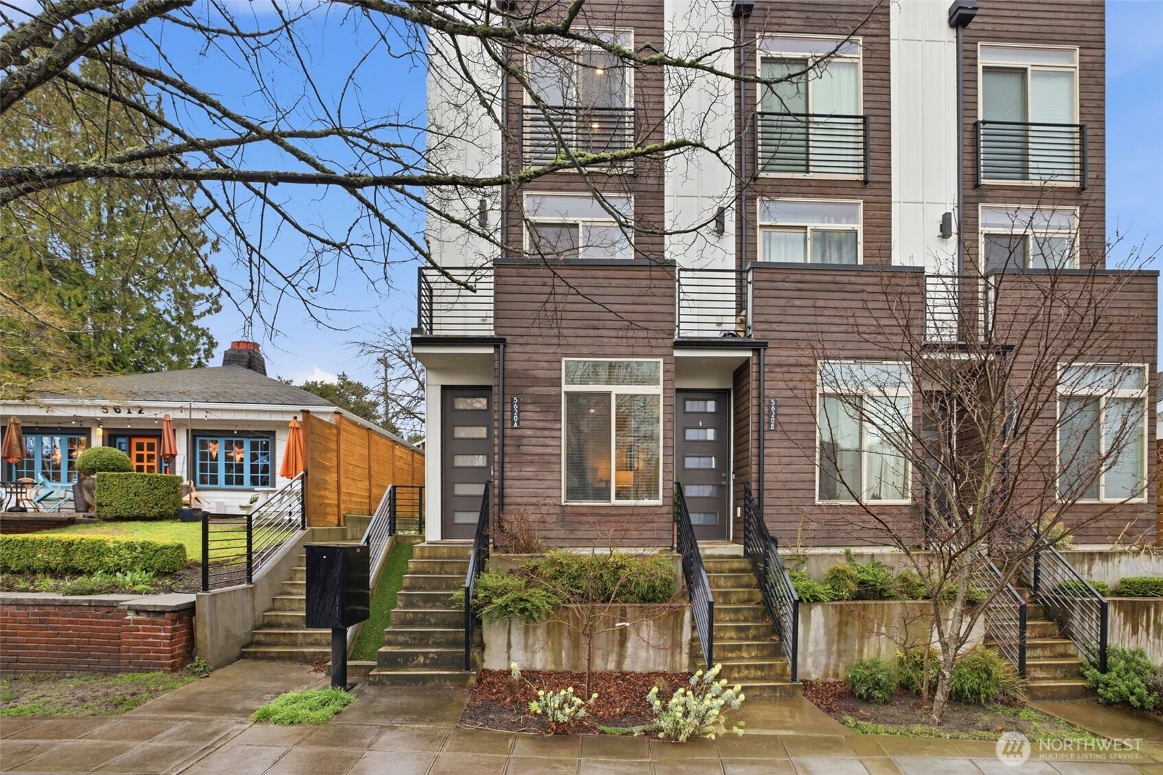 5620 California Avenue Southwest, Unit A Seattle, WA 98136 - Photo 5 of 40