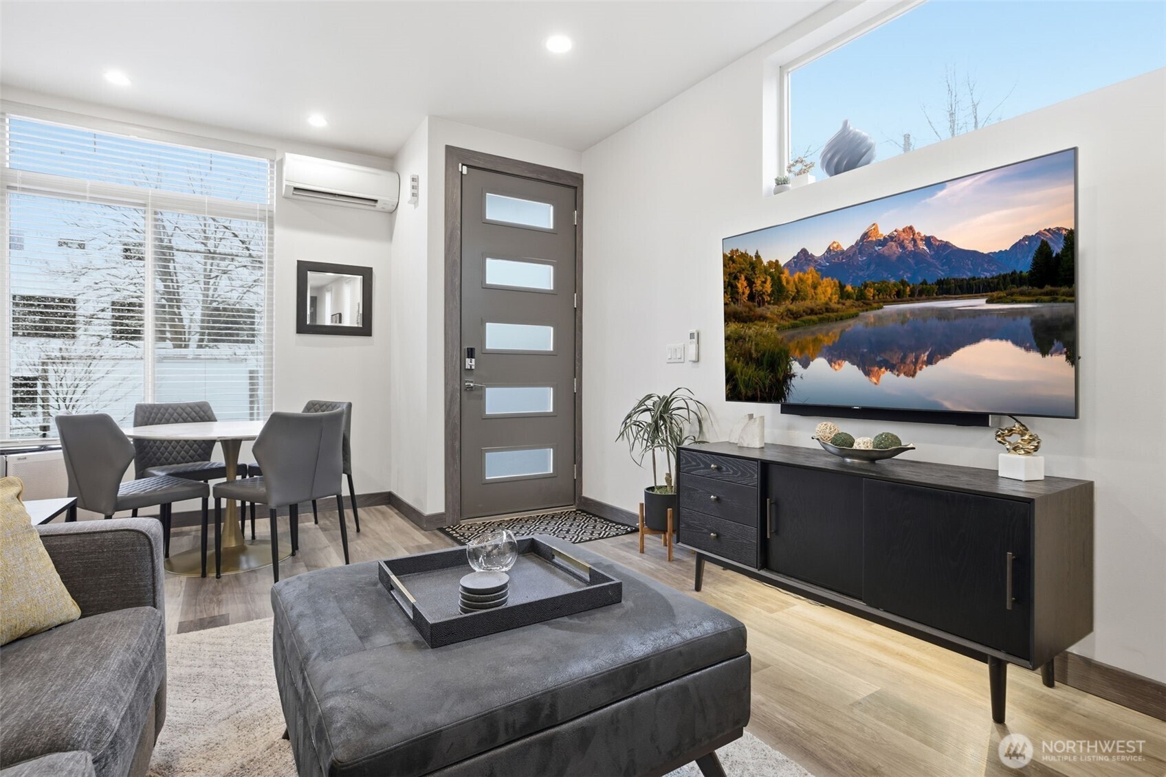 5620 California Avenue Southwest, Unit A Seattle, WA 98136 - Photo 9 of 40