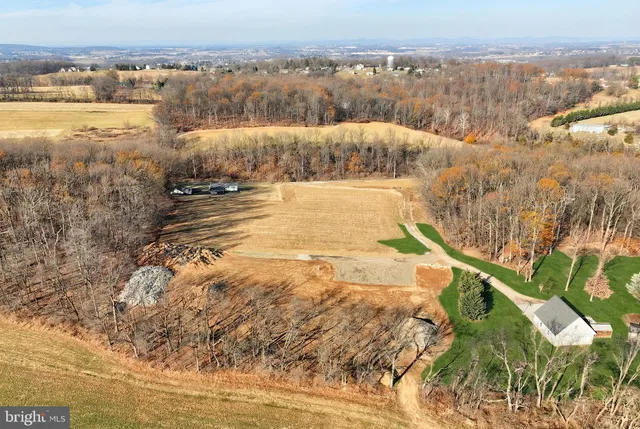 $1,525,000 | 4440 Beards School Road, Spring Grove, PA 17362