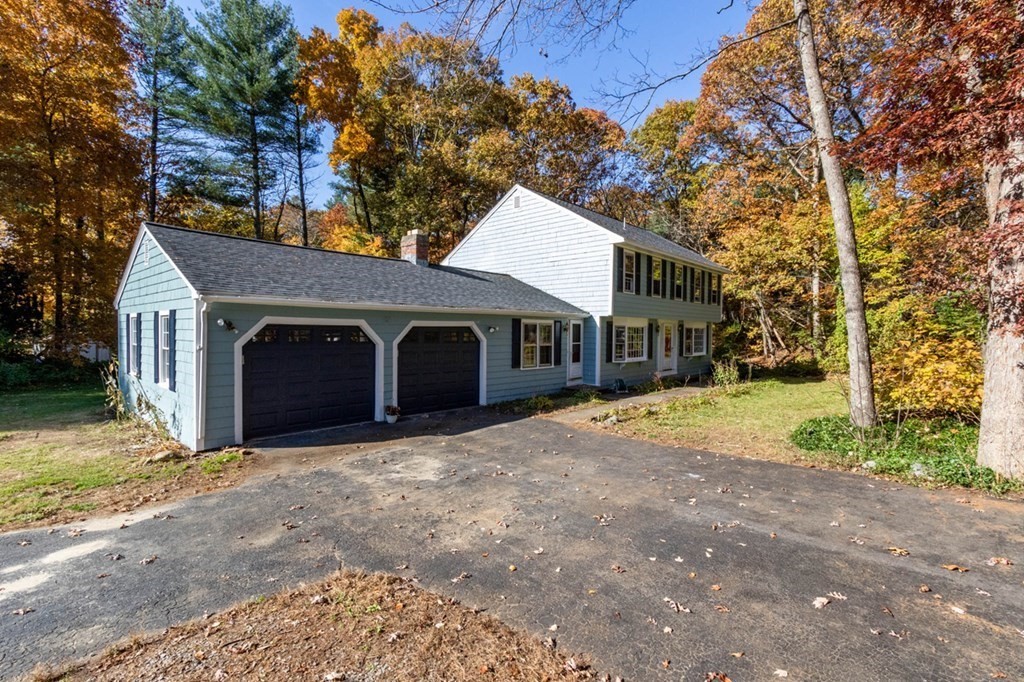 8 Hidden Valley Road Westford, MA 01886 - Photo 3 of 42 Gallery Image 3