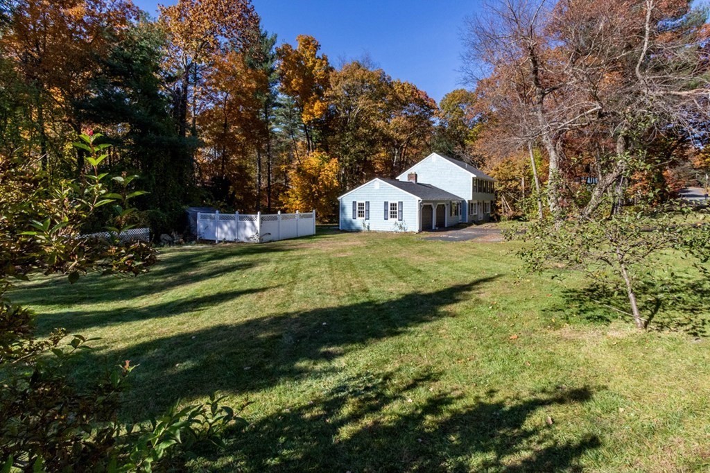 8 Hidden Valley Road Westford, MA 01886 - Photo 4 of 42 Gallery Image 4