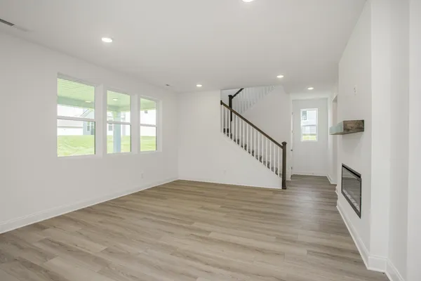 $489,990 | 2368 Williamsport Landing, Columbia, TN 38401