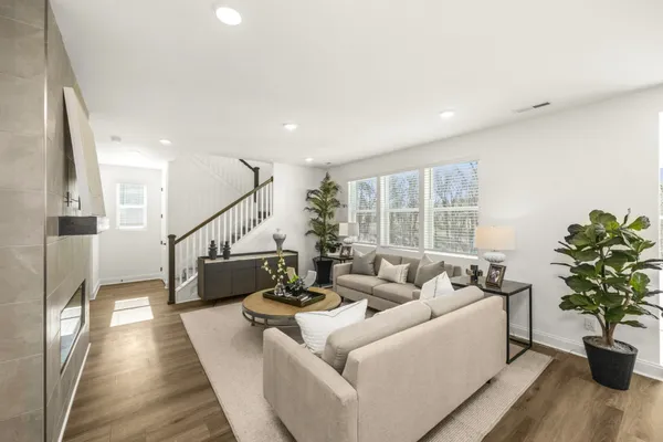 $489,990 | 2368 Williamsport Landing, Columbia, TN 38401